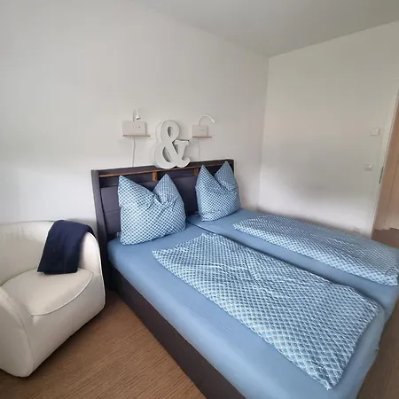 Ferienwohnung Im Palais Am See Am Goitzschesee Bitterfeld-Wolfen Room photo